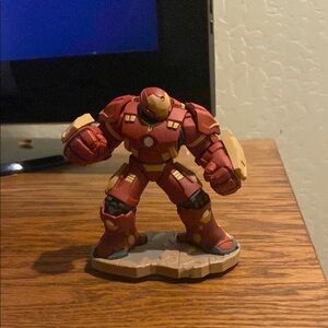 Iron Man Hulkbuster Disney infinity figure